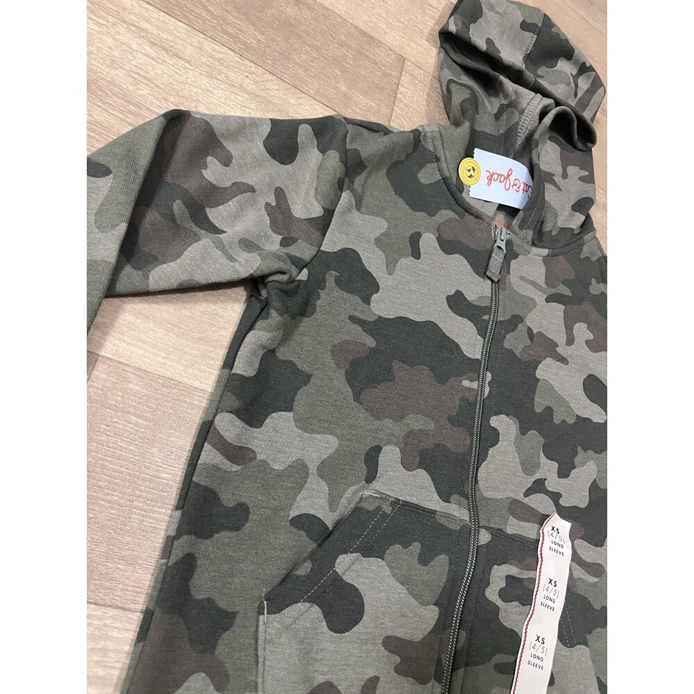 Boys Camaflouge Cat & Jack Zip-Up Hoodie Size XS(4-5) - Picture 2 of 7